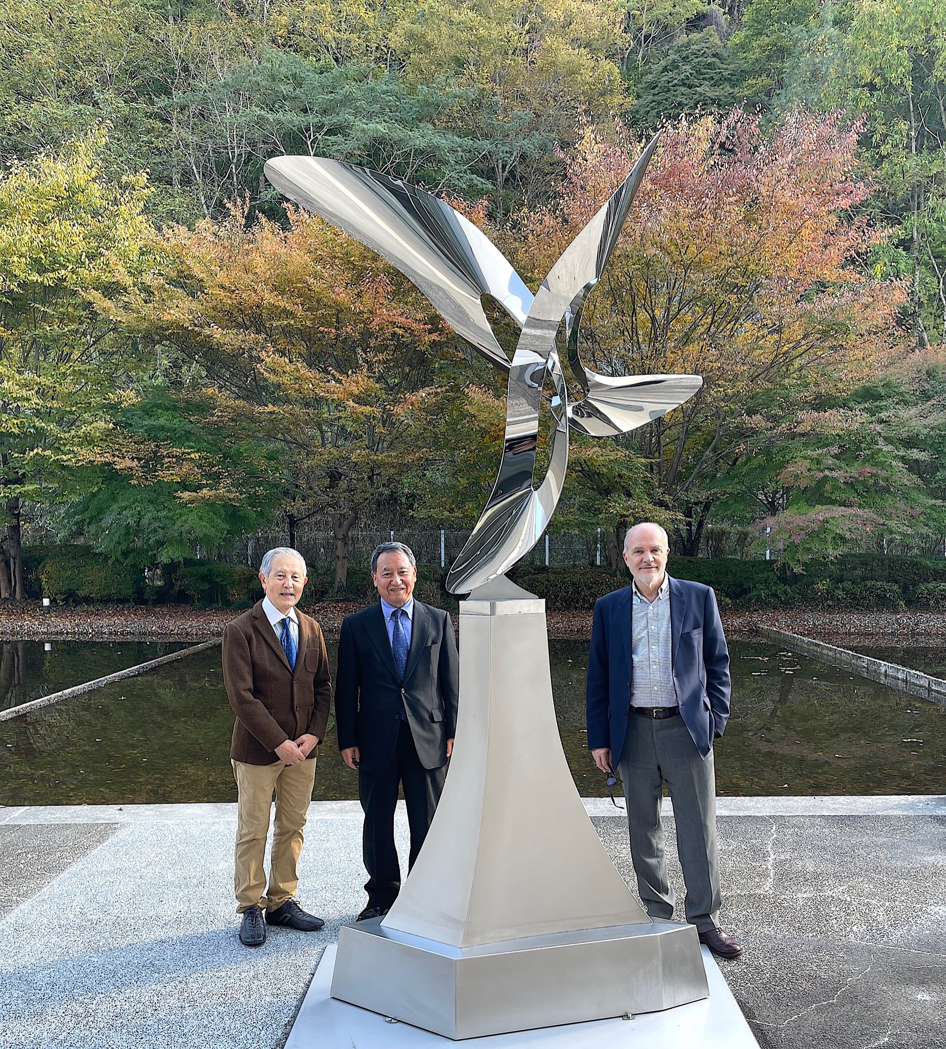 MNS-36-Evolution-Innovation-Left- Dr of Nariwa Museum Right- Greek Ambassador